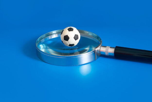 Signing-your-first-sports-contract-–-What-junior-athletes-need-to-know